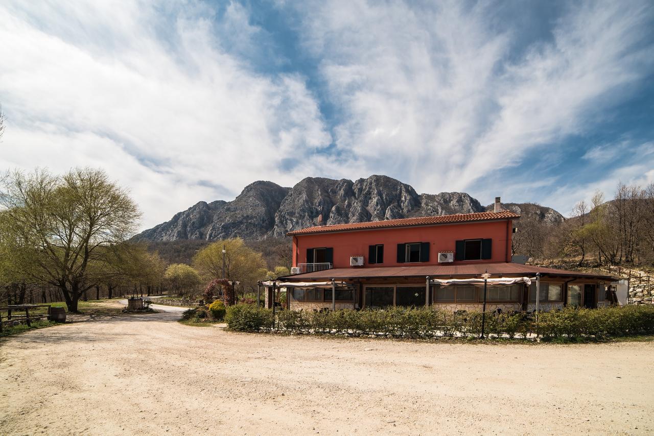 Locanda Belvedere Da Stefano Rocchetta a Volturno ภายนอก รูปภาพ
